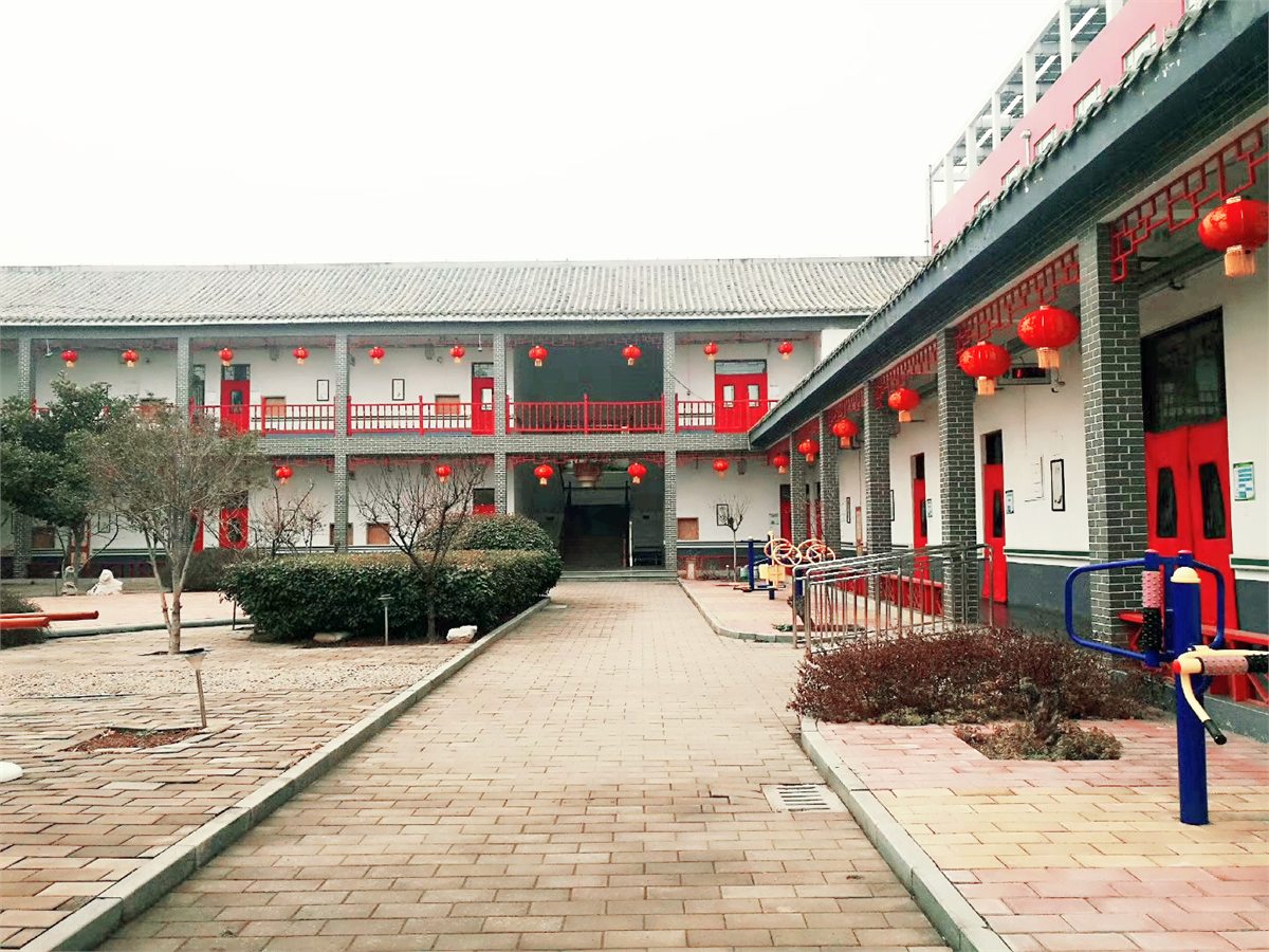 邹城市寸草春晖老年公寓院区外观